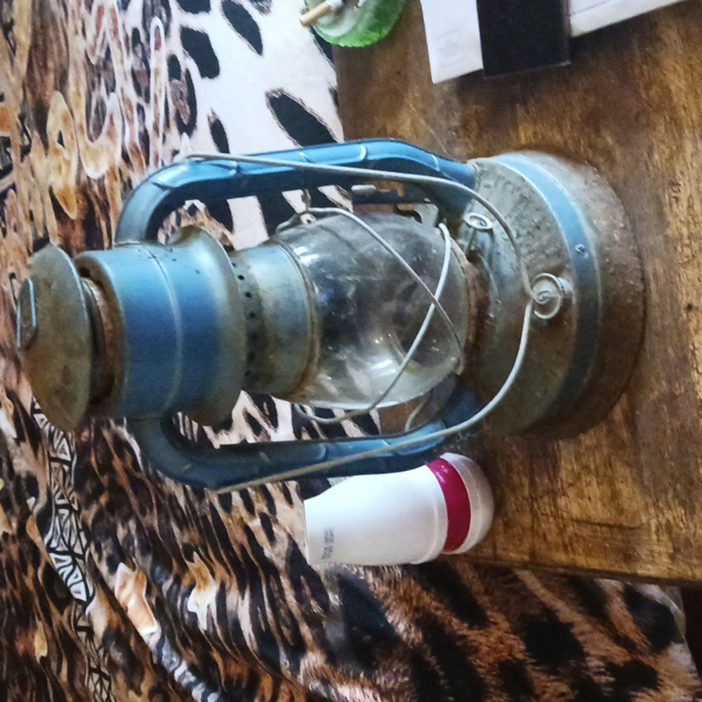 Dietz lantern
